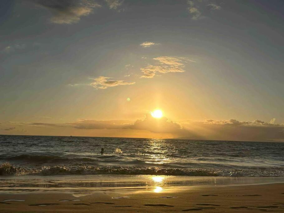 Unrivaled S Kihei Maui Location! Walk To It All! Exterior photo
